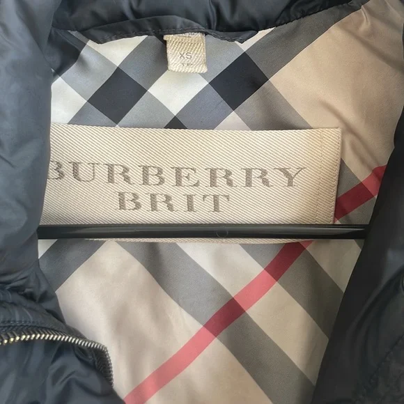 Burberry Brit - Picture 2 of 3